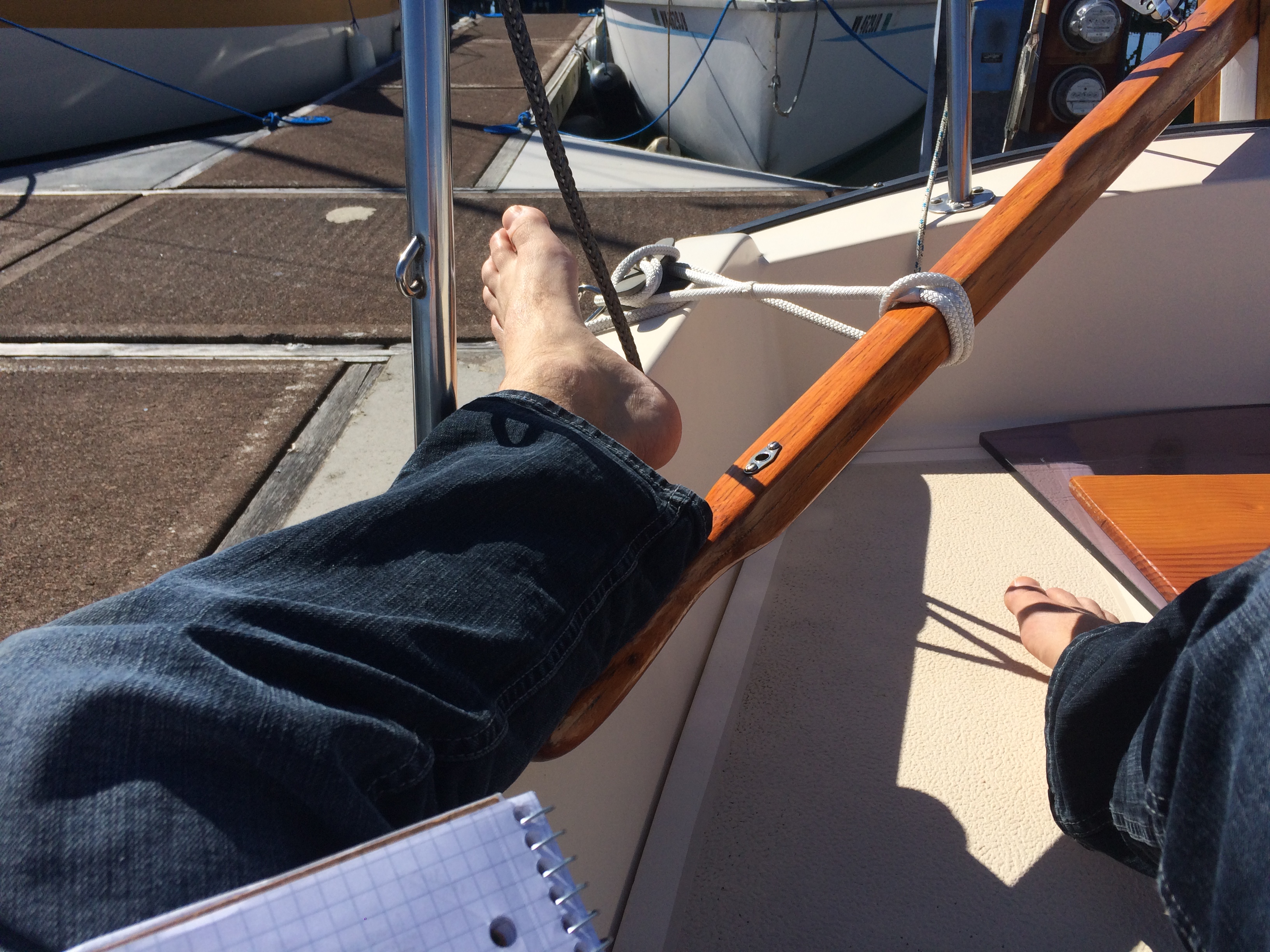 after-the-rain.org / Writing on a sailboat