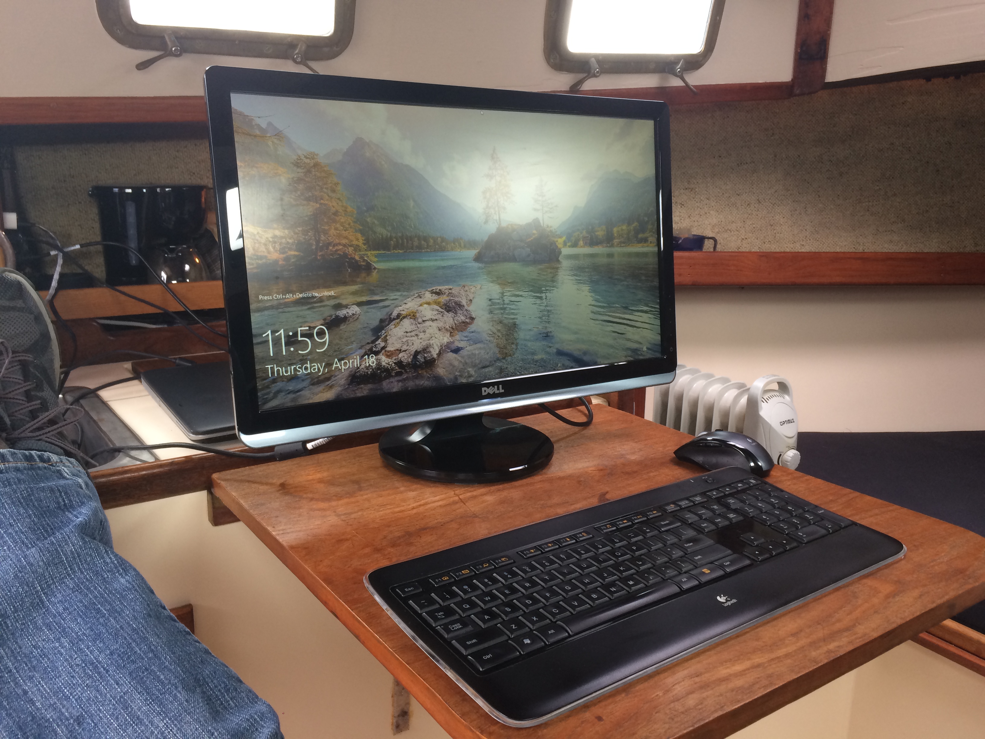 after-the-rain.org / Working in a small boat